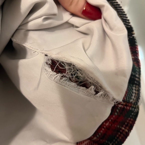 Hollister Christmas Plaid Skirt - Picture 7 of 9